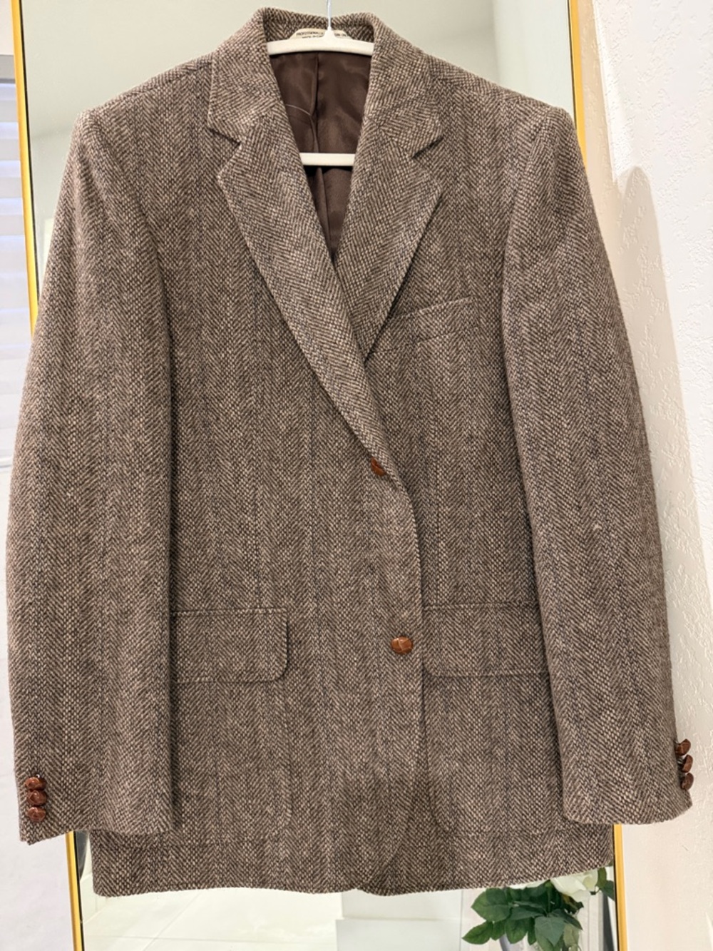 Vintage THE CLOTHIER Brown Tan Herringbone 100 Pure Virgin Wool Sport Coat- 42S